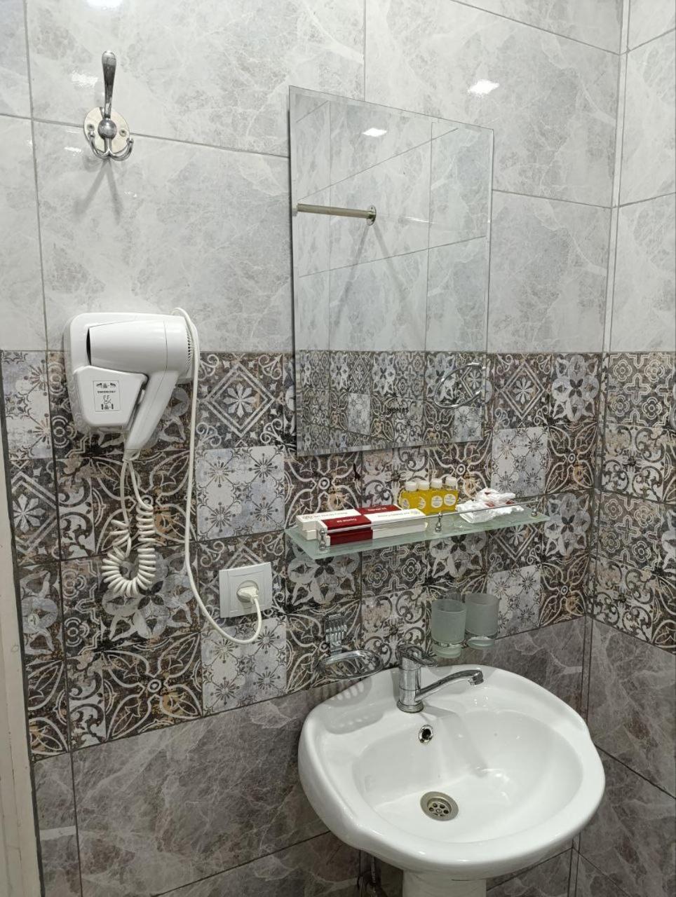 The Art Hotel Taszkent Zewnętrze zdjęcie